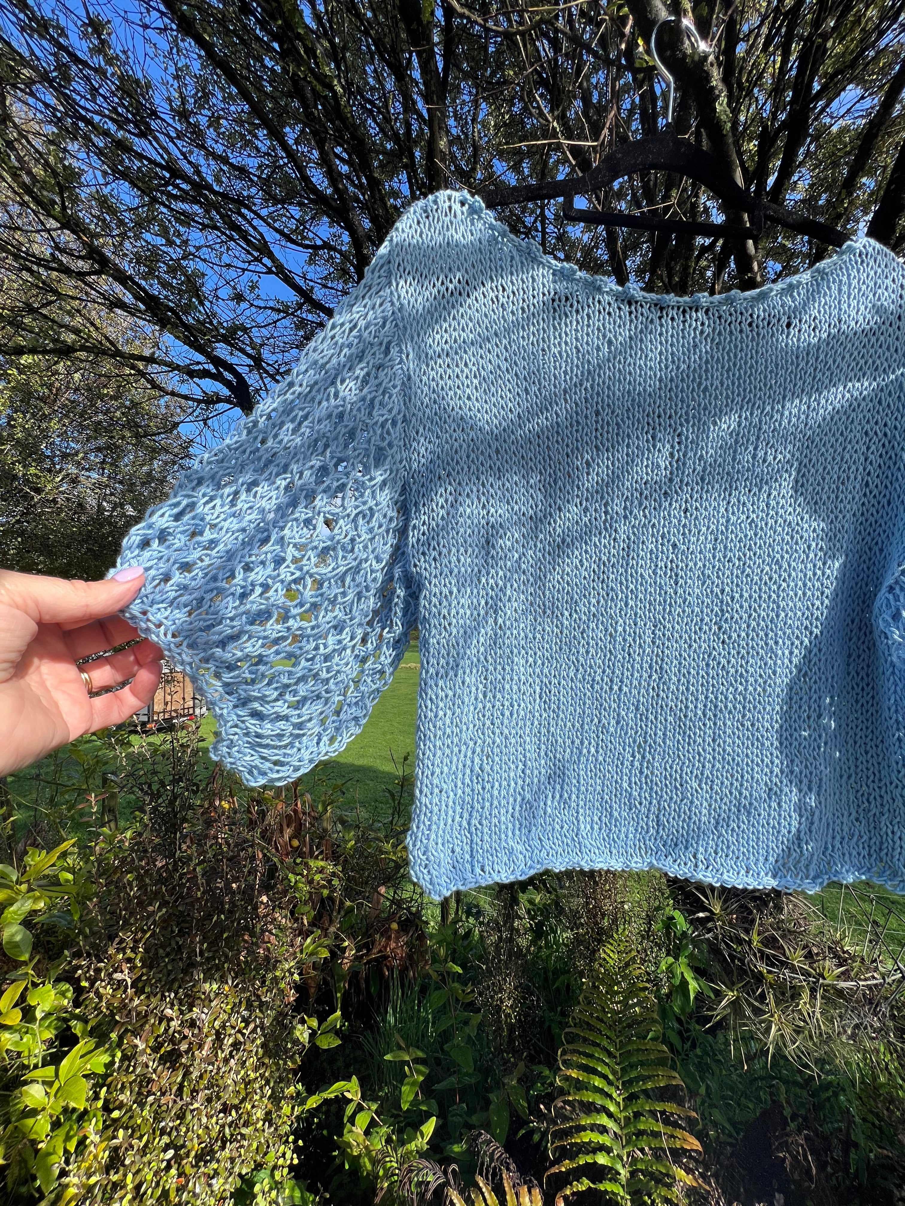 ‘Billie Crop Top’ in Forget-me-not